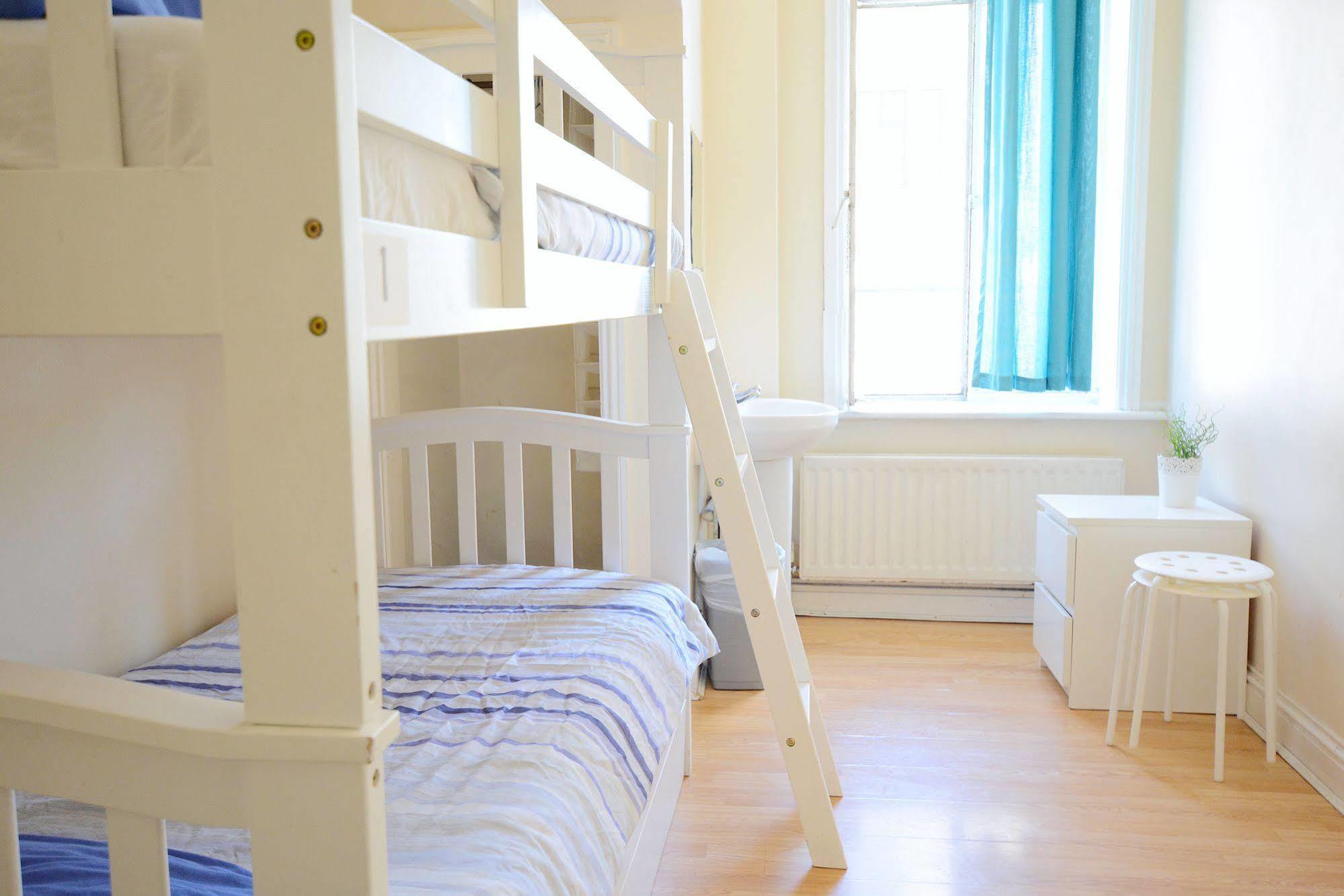 New Cross Hostal *