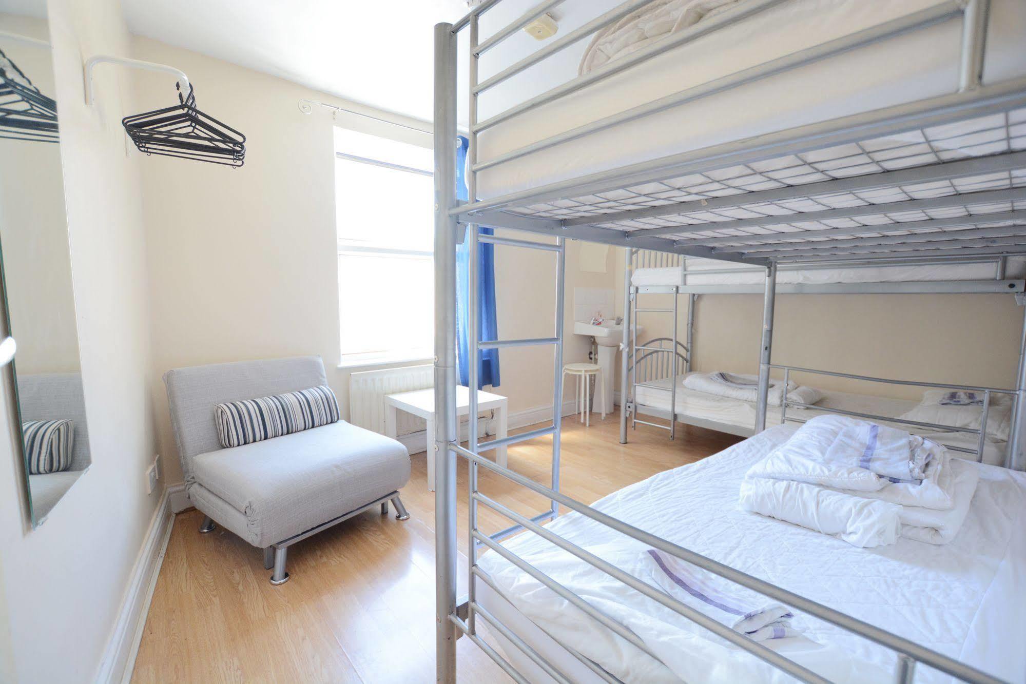 Albergue New Cross *