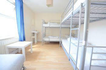 Albergue New Cross